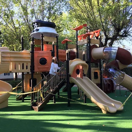 Parque de Campismo Happy Camp Mobile Homes In